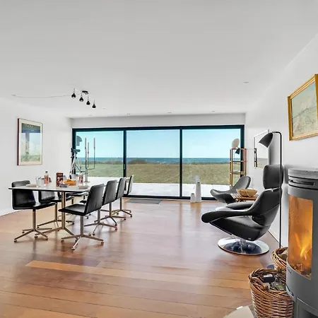 度假居 Beach Front In With Kitchen 腓特烈港